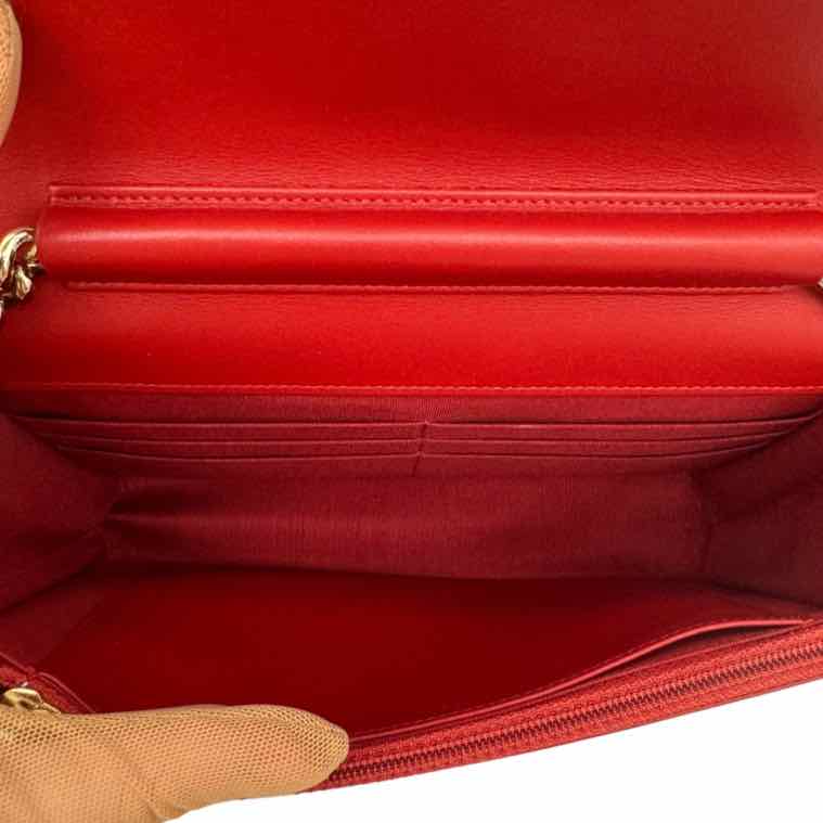 CHANEL Quilted Caviar Boy Wallet On Chain (Pre-Owned)