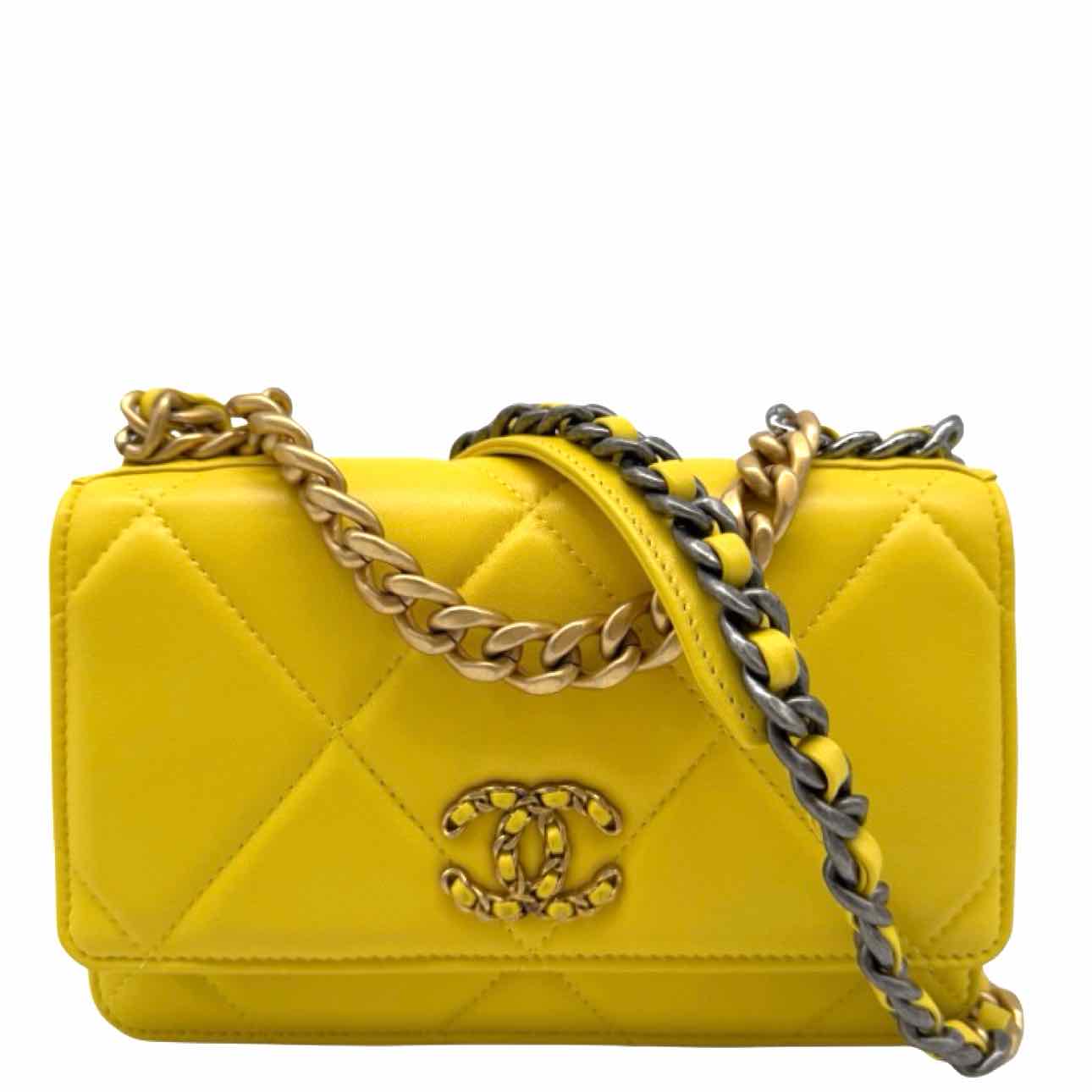 CHANEL Quilted Lambskin 19 Wallet On Chain Yellow