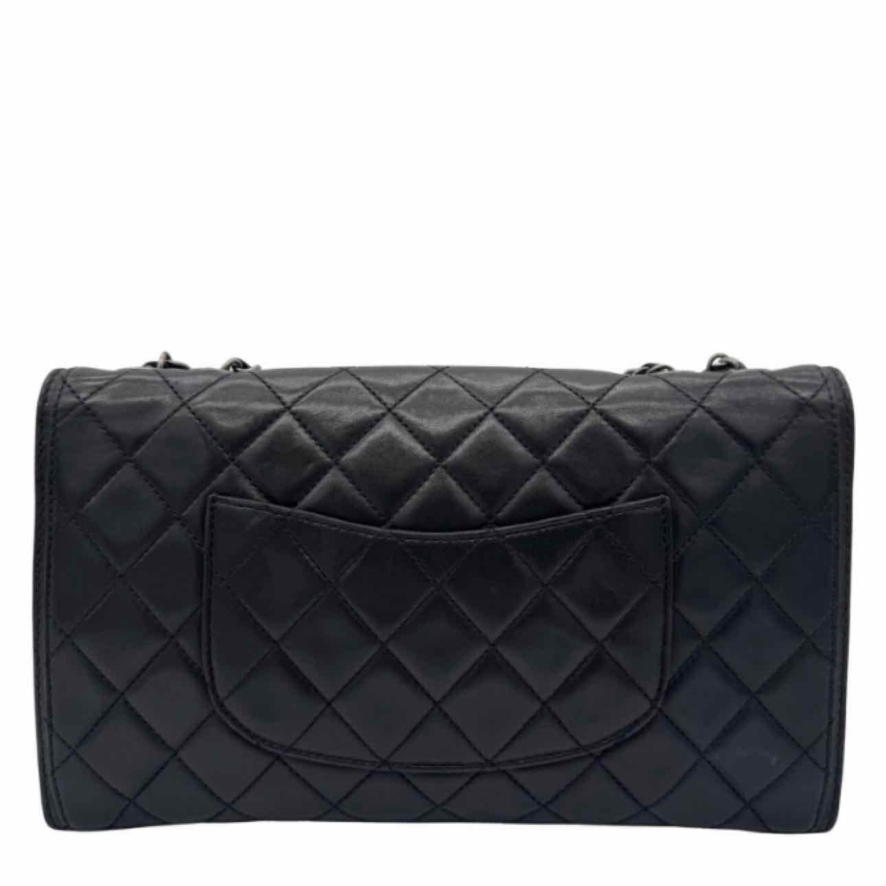 CHANEL Quilted Lambskin Citizen Flap Black