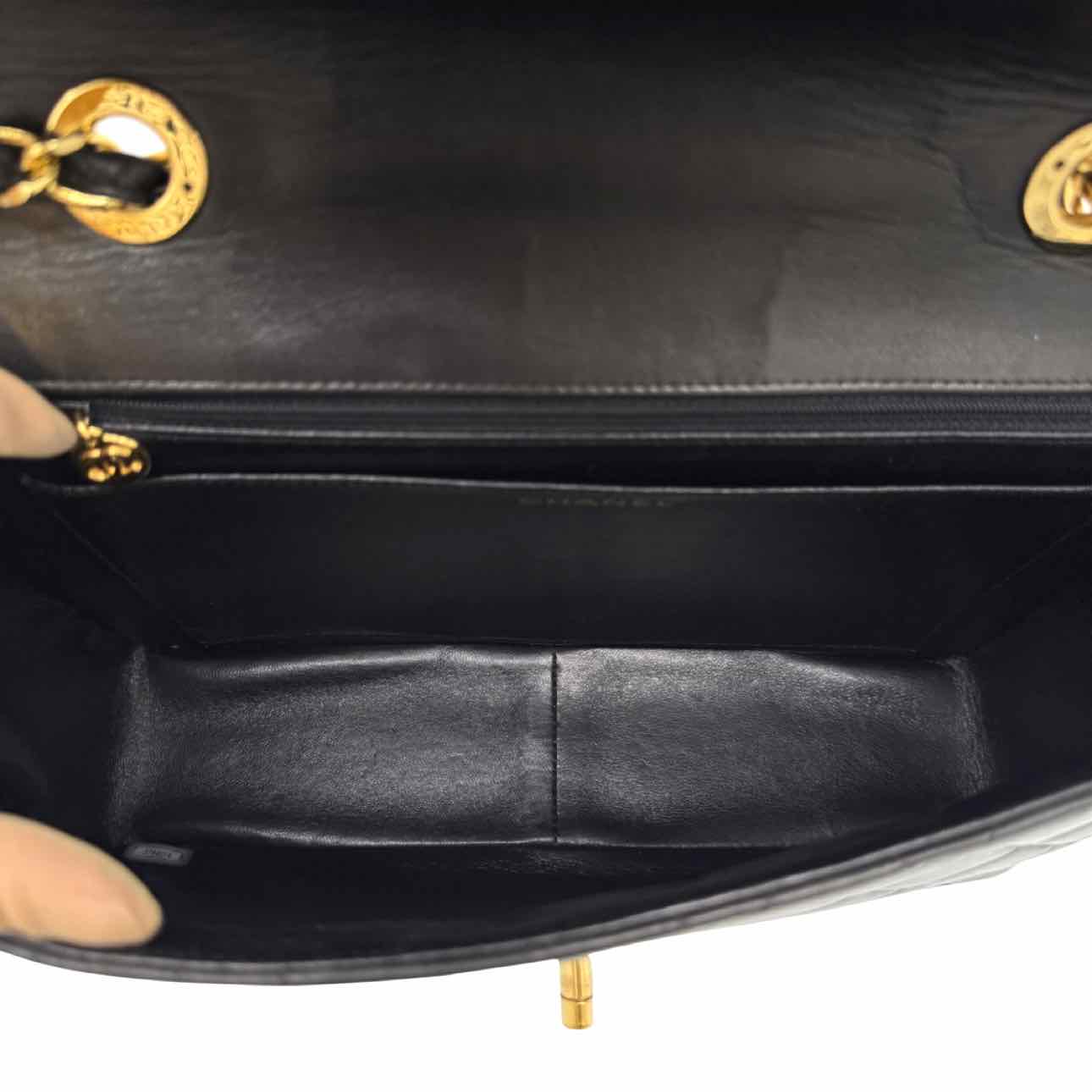 CHANEL Quilted Lambskin Jumbo Classic Flap Bag Black