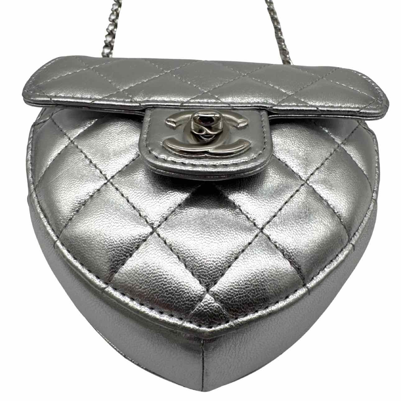 CHANEL Quilted Metallic Lambskin Heart In Love S25 Clutch On Chain Silver