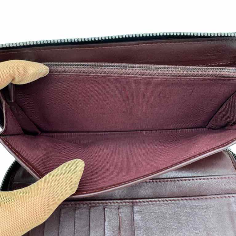 CHANEL Quilted Zip Around Organizer Wallet (Pre-Owned)