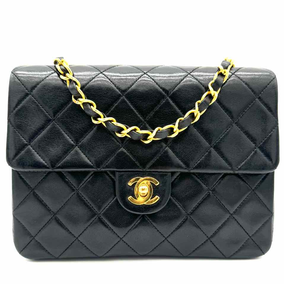 Chanel Lambskin Small Single Flap Black (Pre-Owned)