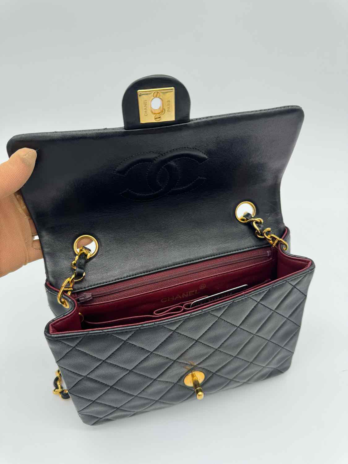 Chanel Lambskin Small Single Flap Black (Pre-Owned)