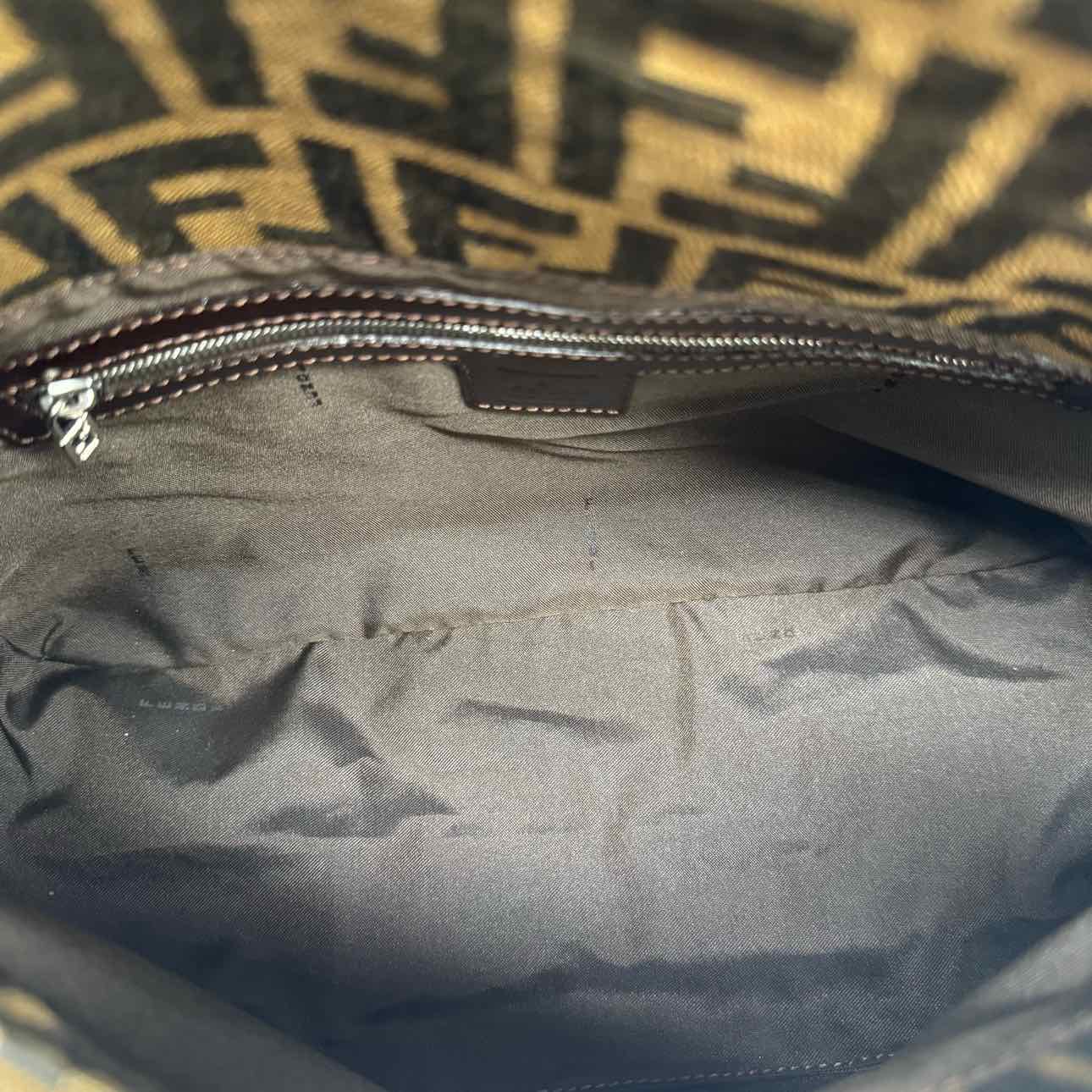 FENDI Mama Baguette Shoulder Bag Brown