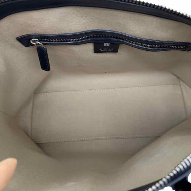 GIVENCHY Box Calf Small Antigona Handbag Black (Pre-Owned)
