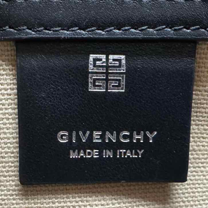 GIVENCHY Box Calf Small Antigona Handbag Black (Pre-Owned)