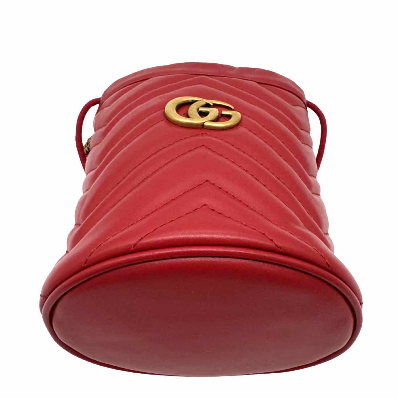 GUCCI Calfskin Matelasse Mini GG Marmont Bucketbag Red