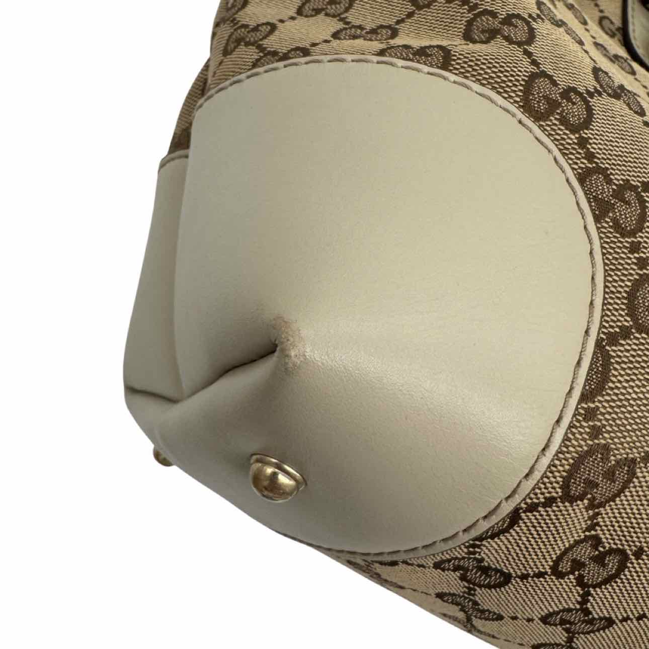 GUCCI Canvas Heart Bit Tote Beige