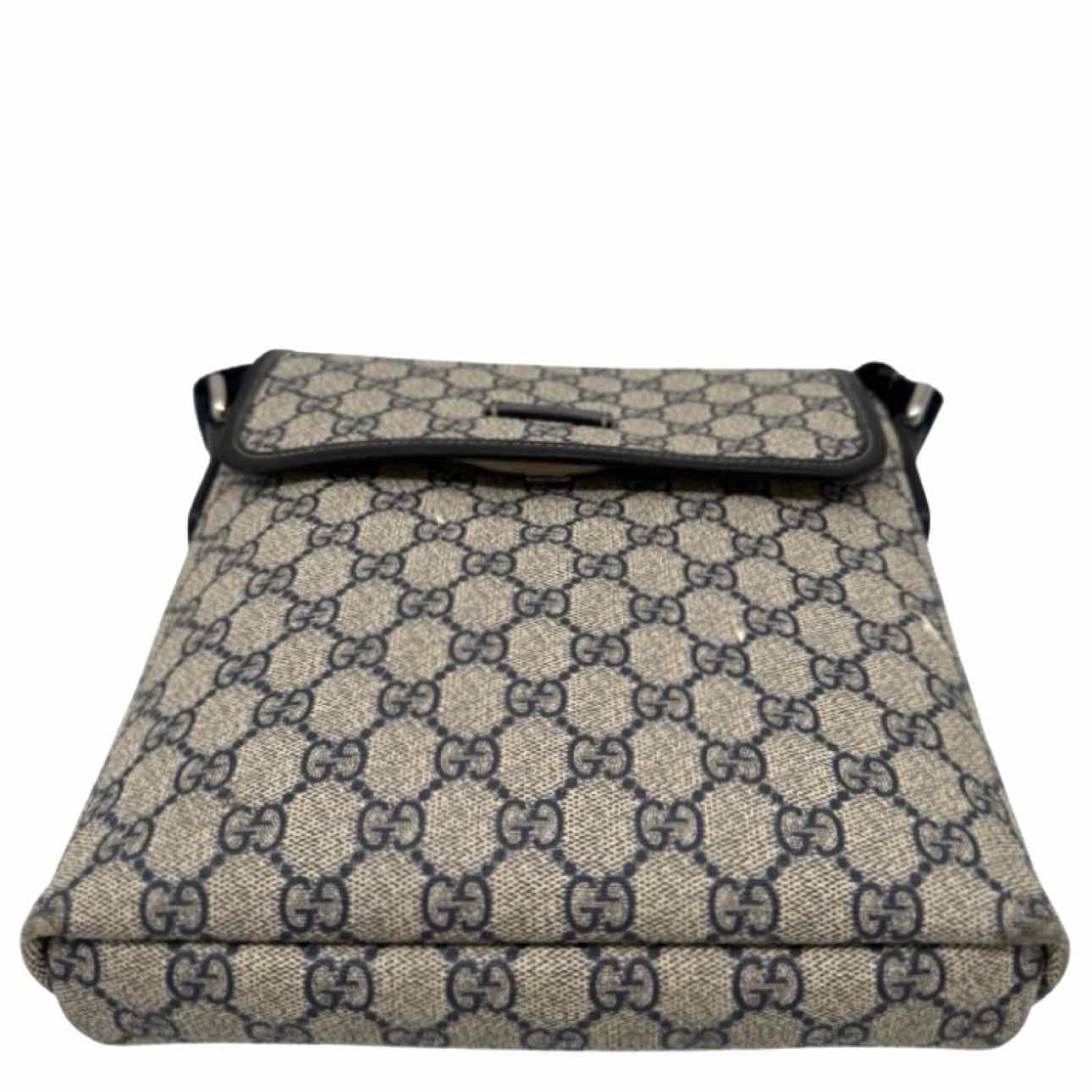 GUCCI Coated Canvas GG Supreme Messenger Bag Blue
