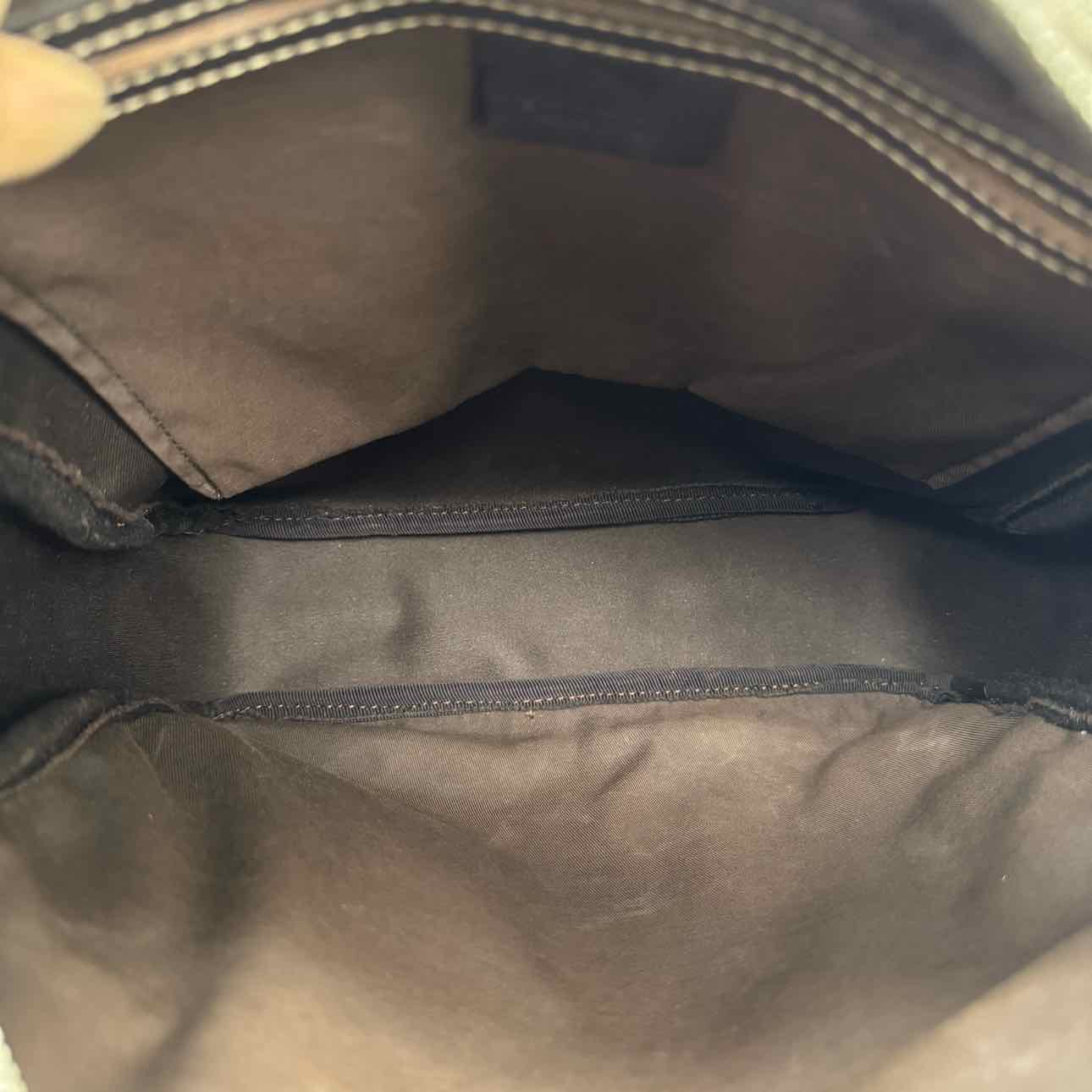 GUCCI GG Coated Canvas Front Zip Messenger Bag (Pre-Owned)