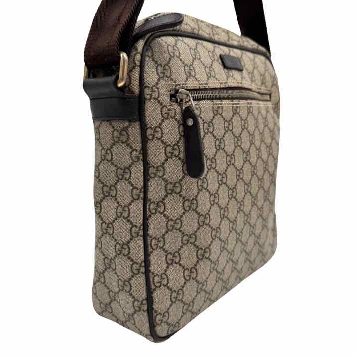 GUCCI GG Coated Canvas Front Zip Messenger Bag (Pre-Owned)