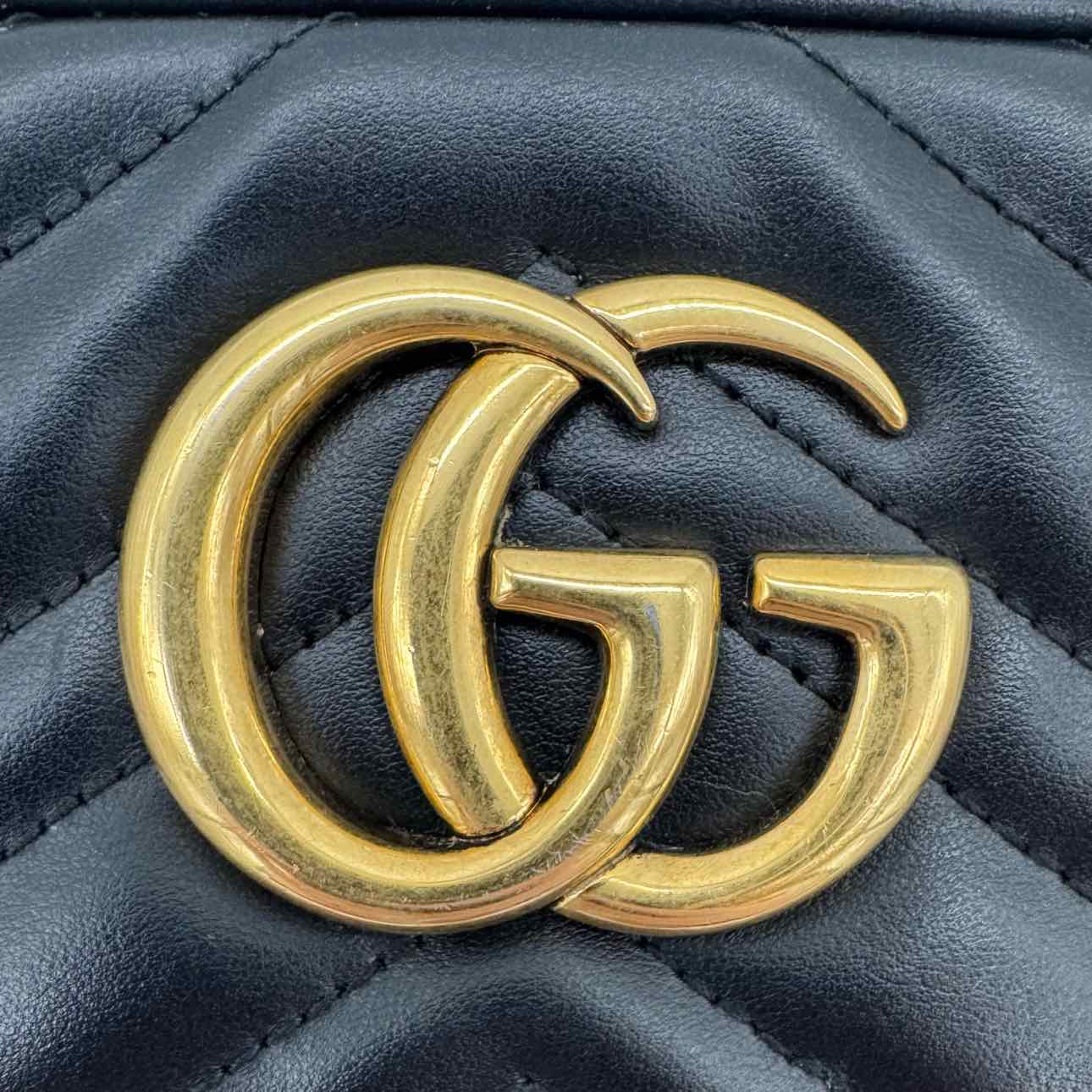 GUCCI Matelasse Chevron Marmont Small Crossbody Black