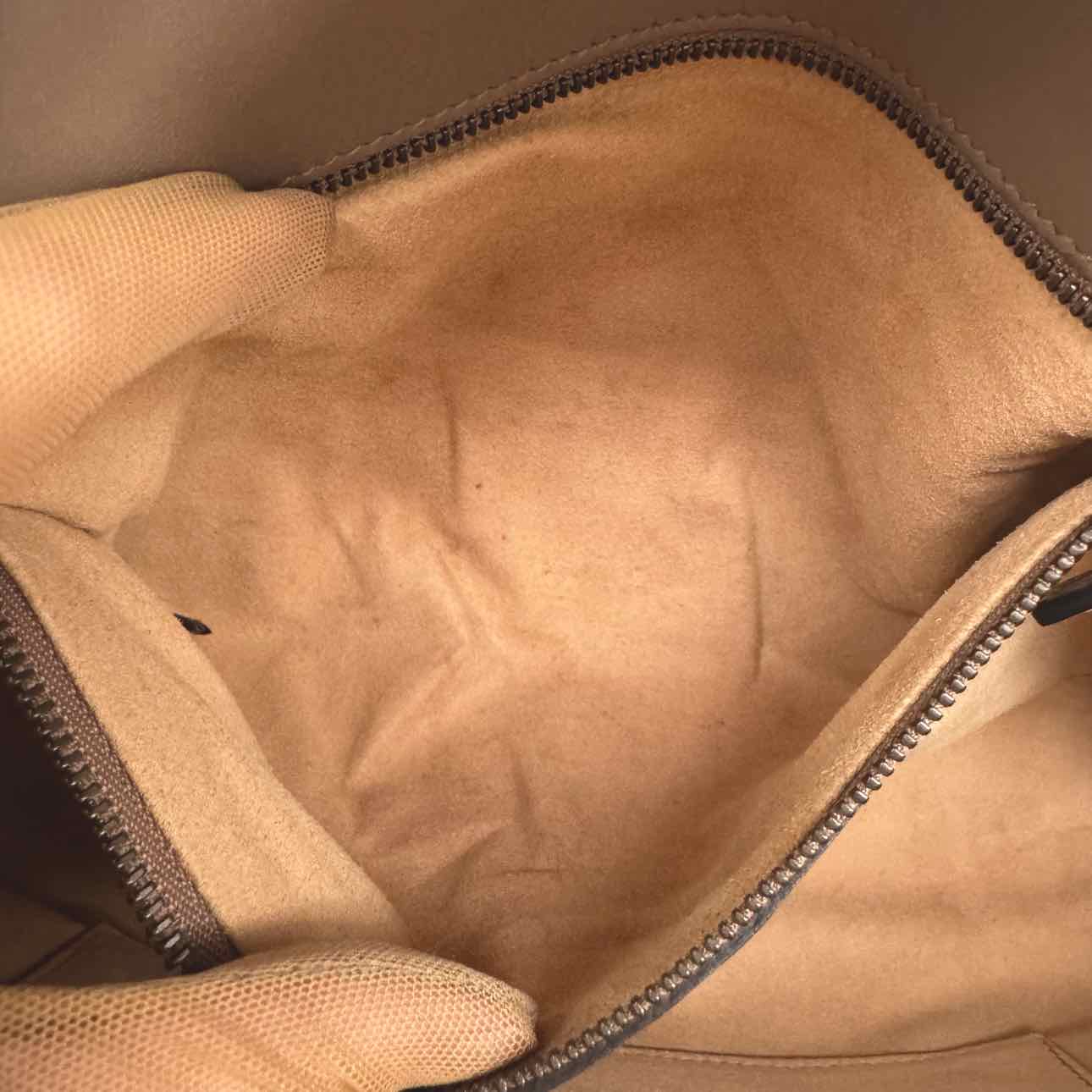 GUCCI Matelasse Medium GG Marmont Shoulder Bag Porcelain Rose