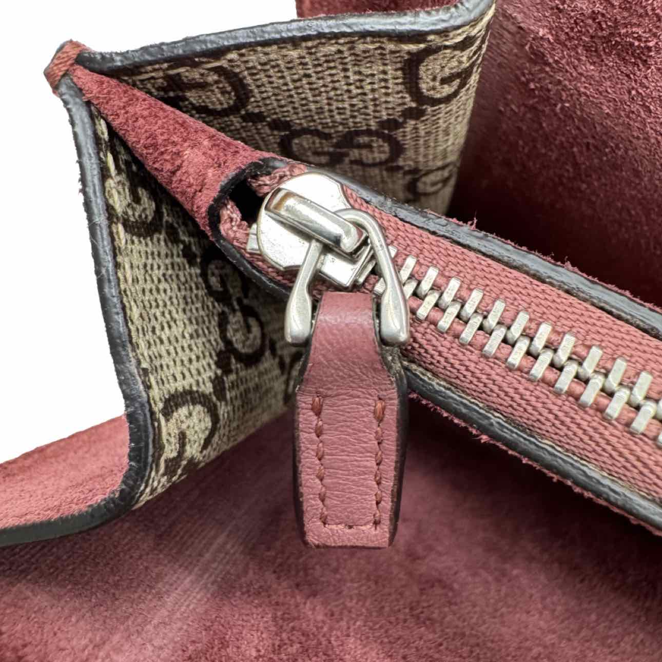 GUCCI Supreme Monogram Blooms Dionysus Shoulder Bag