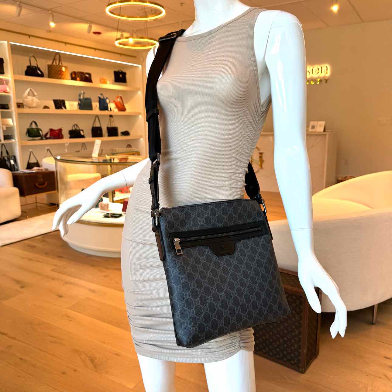 GUCCI Supreme Monogram Crossbody Messenger Back Grey