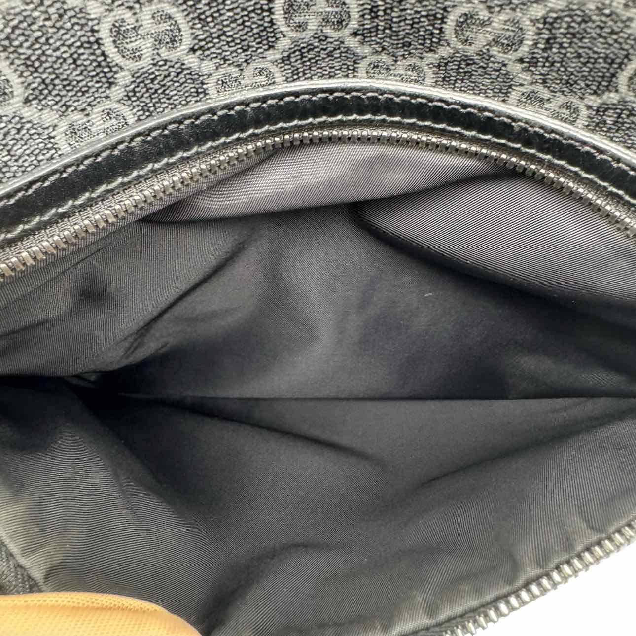 GUCCI Supreme Monogram Crossbody Messenger Back Grey