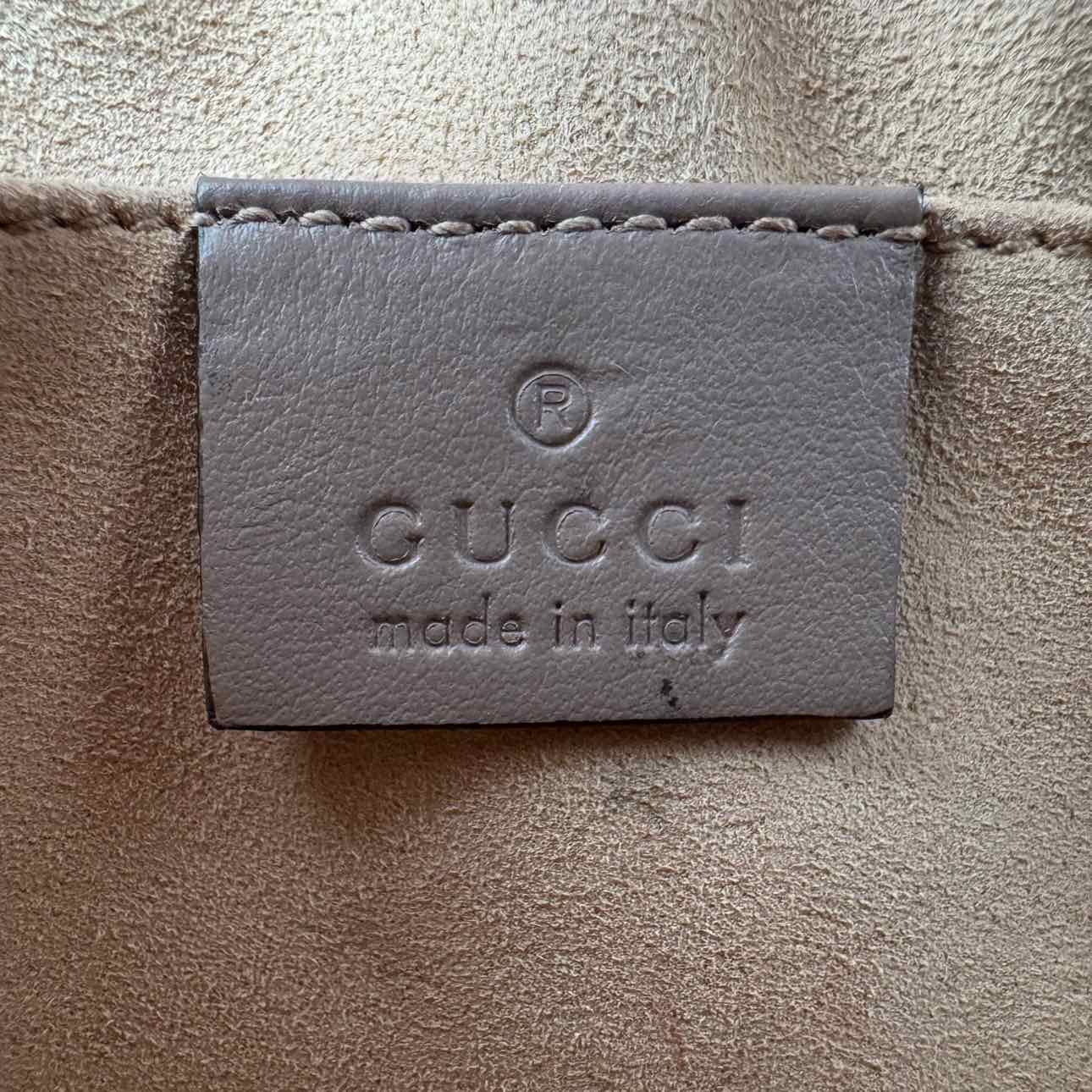 Gucci Mini Matalasse Marmont Crossbody (Pre-Owned)