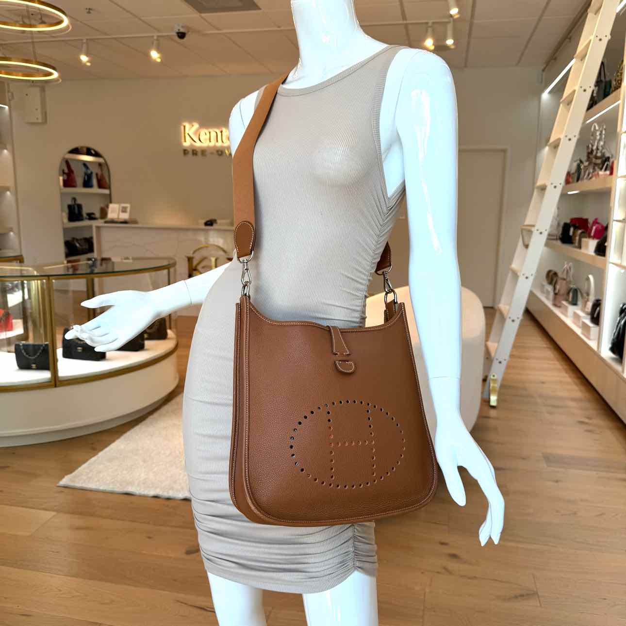 HERMES Clemence Evelyn 29 (Pre-Owned)