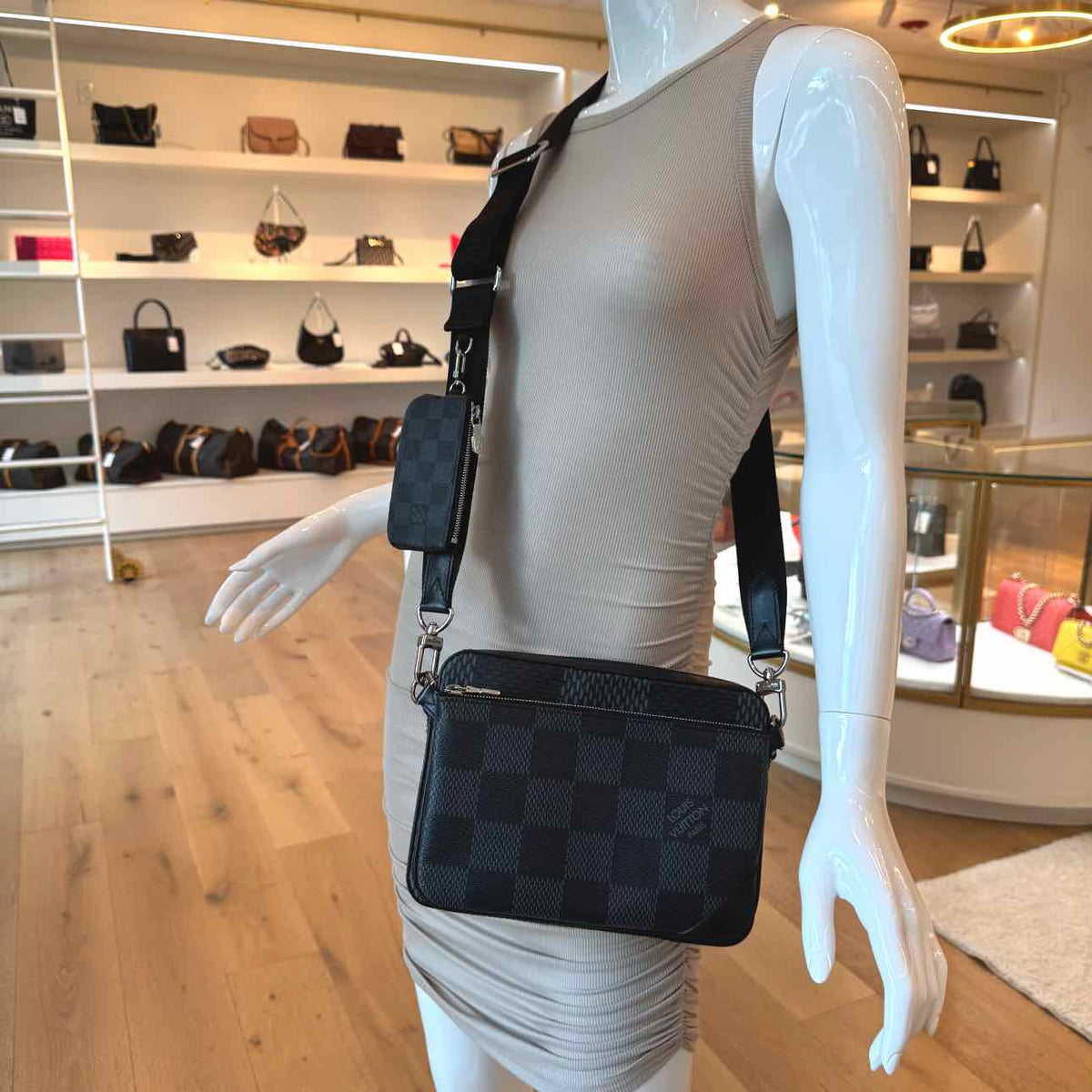 LOUIS VUITTON Damier Graphite 3D Trio Messenger Crossbody Black
