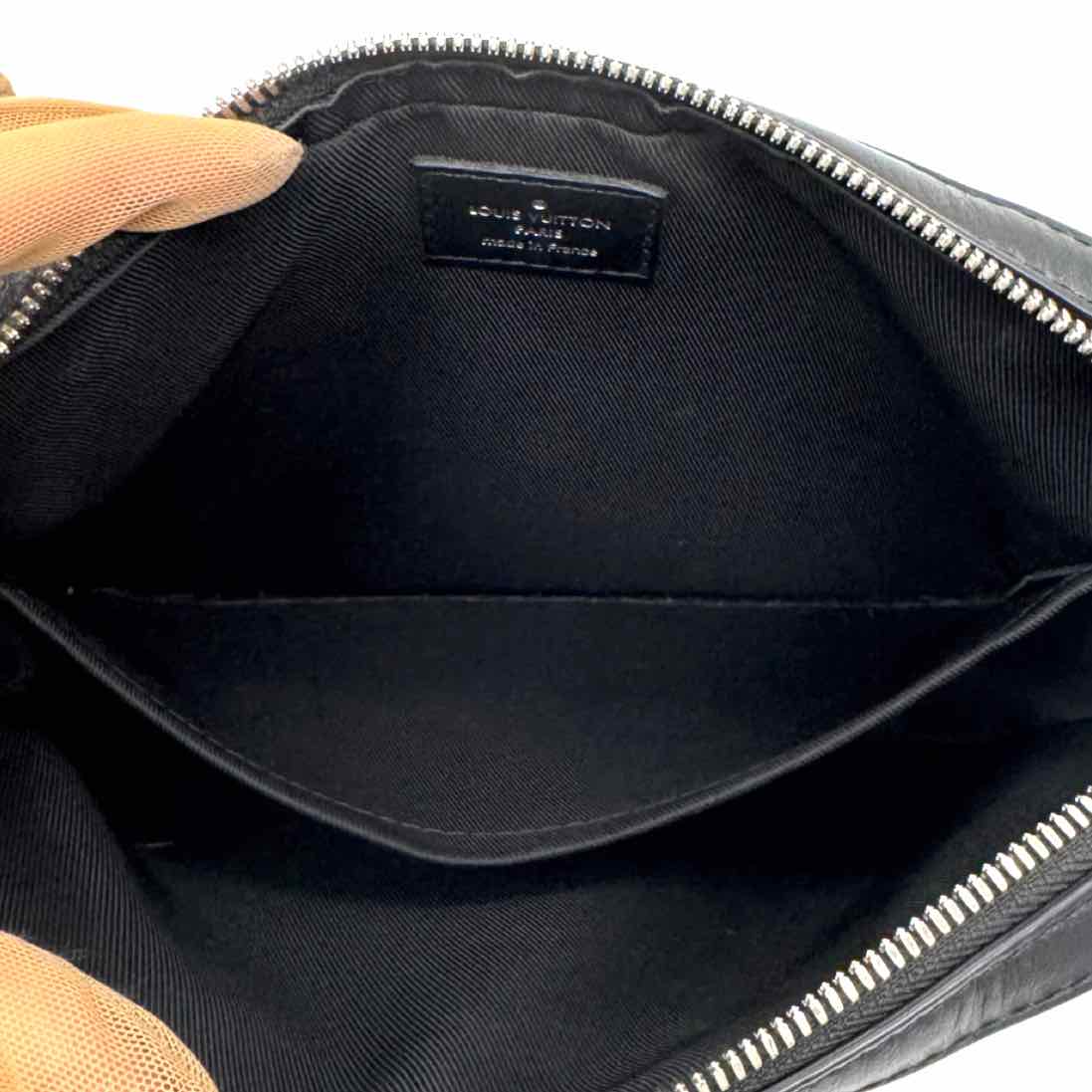 LOUIS VUITTON Damier Graphite 3D Trio Messenger Crossbody Black