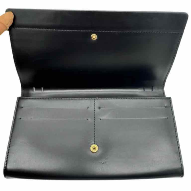 LOUIS VUITTON Epi Leather Honfleur Clutch Black