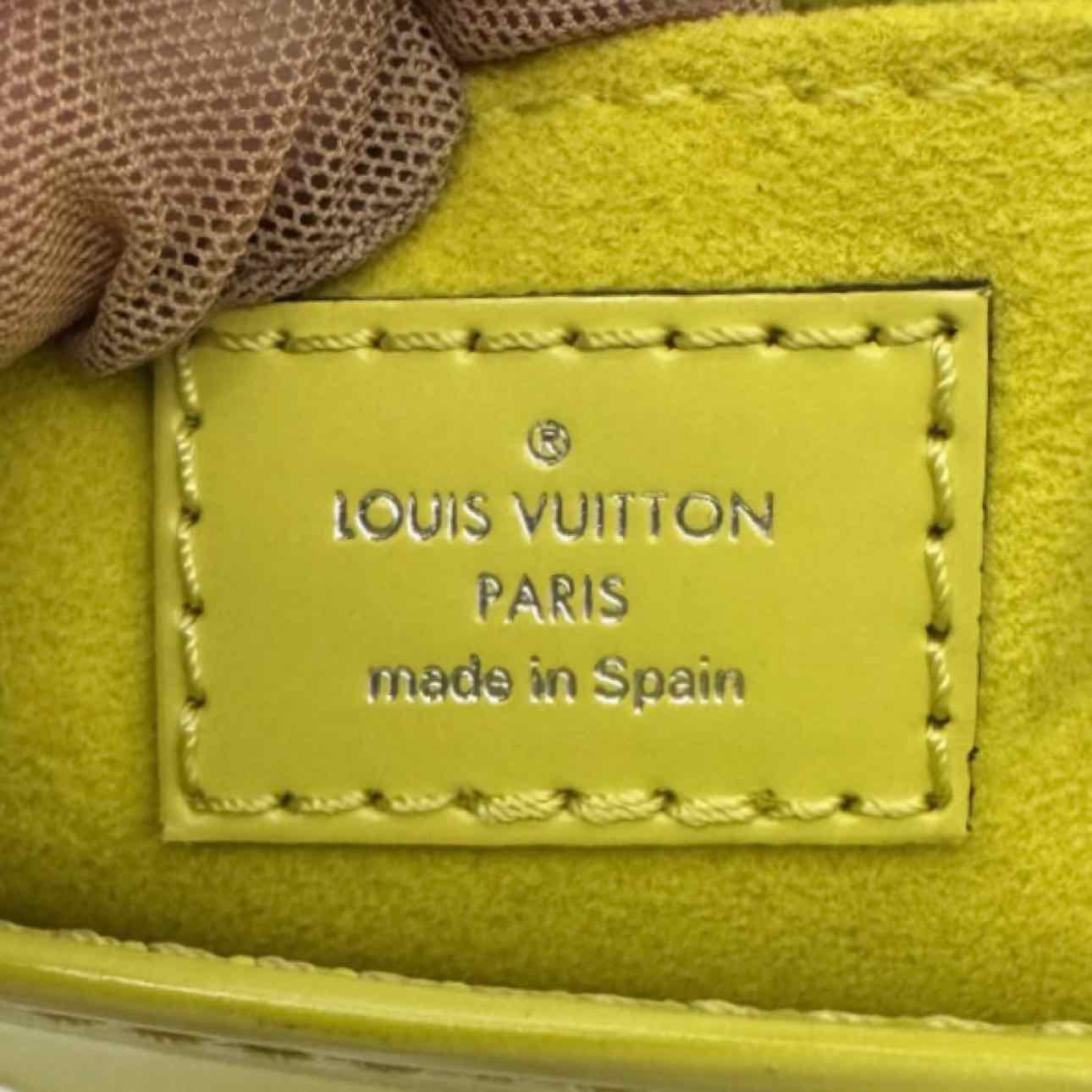 LOUIS VUITTON Epi Leather Petit Sac Plat Crossbody Bag Yellow Citron
