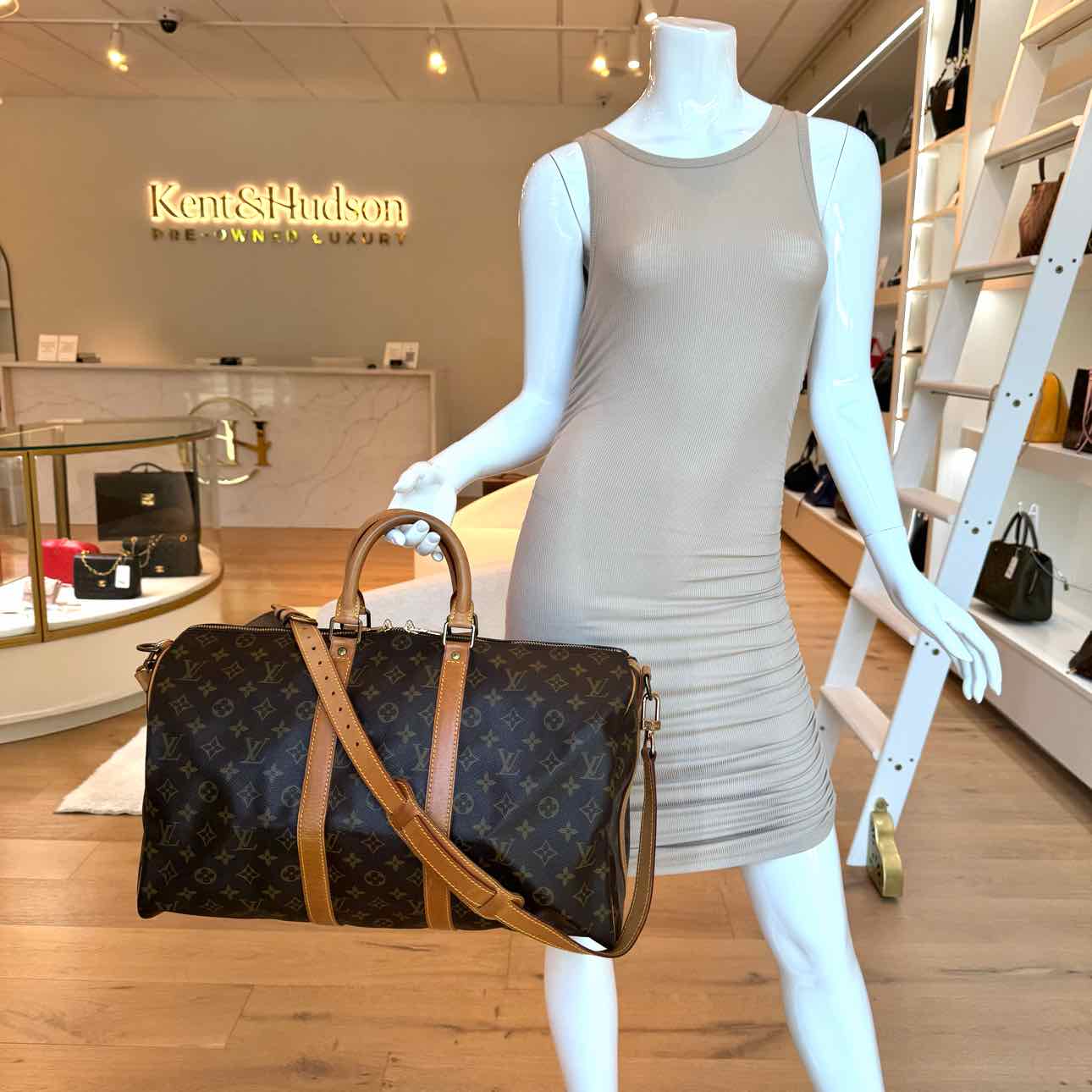 LOUIS VUITTON Monogram Canvas Keepall Bandouliere 45 (Pre-Owned)