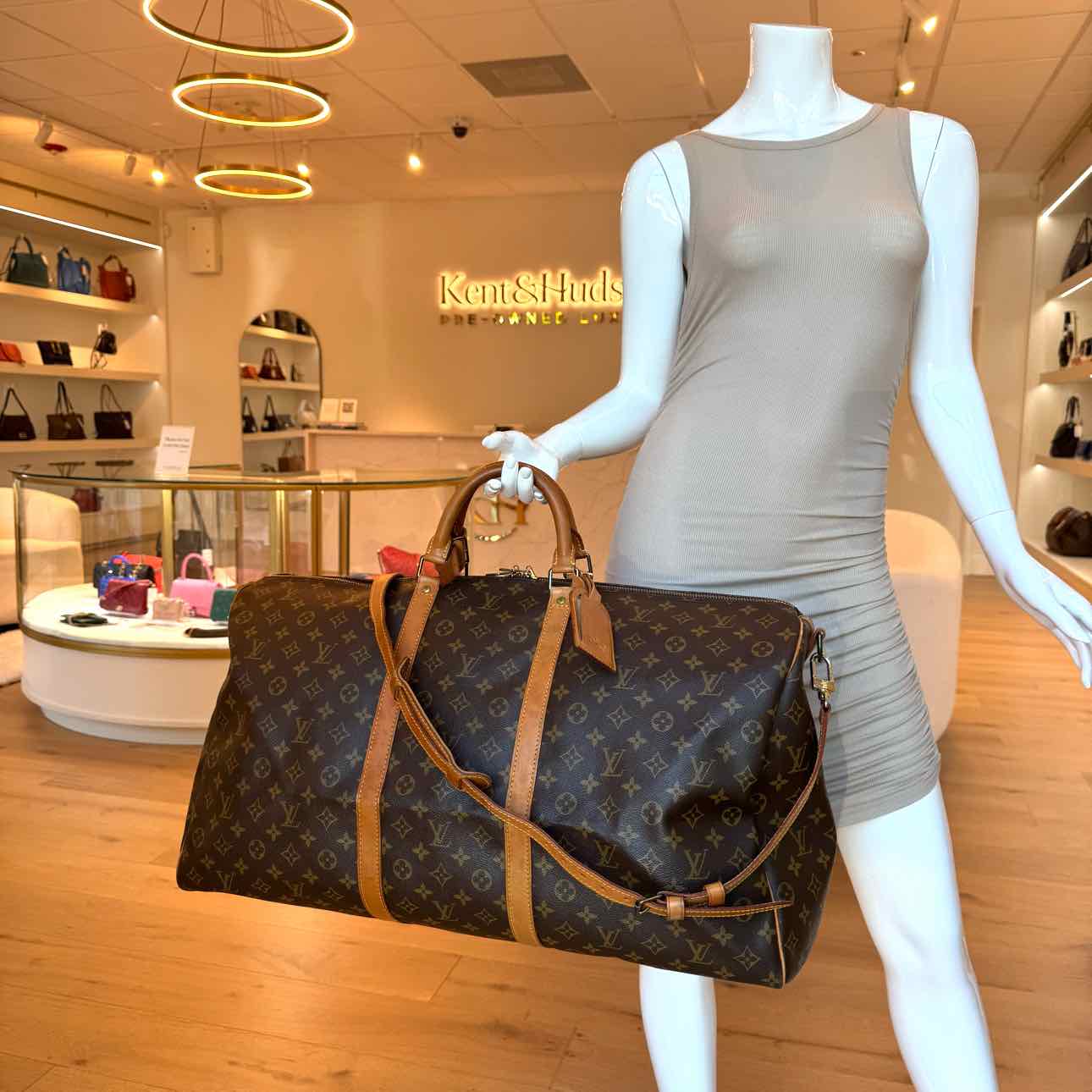 LOUIS VUITTON Monogram Canvas Keepall Bandouliere 60