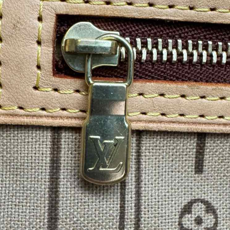 LOUIS VUITTON Monogram Canvas Neverfull GM Tote (Pre-Owned)