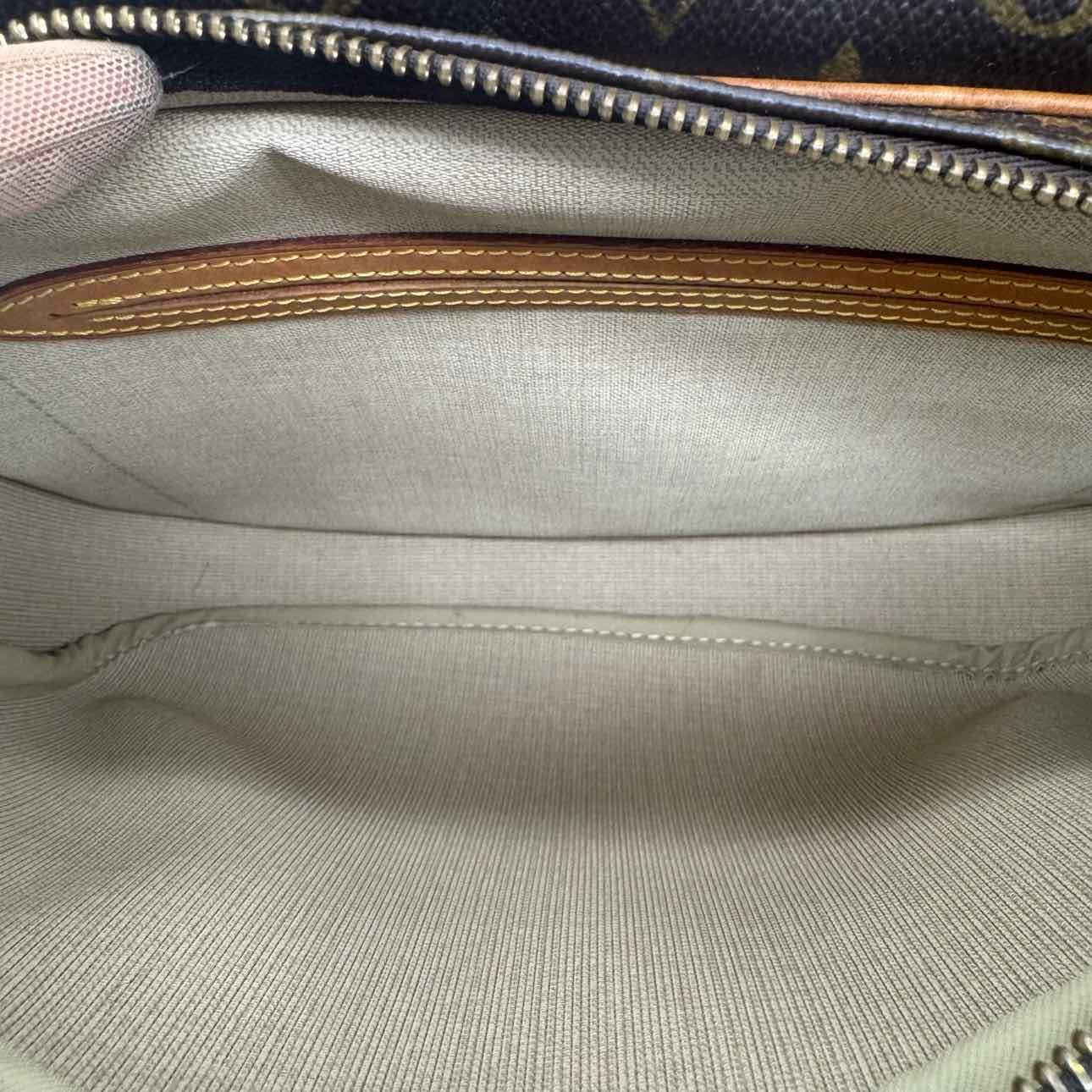 LOUIS VUITTON Monogram Canvas Reporter PM Crossbody Bag