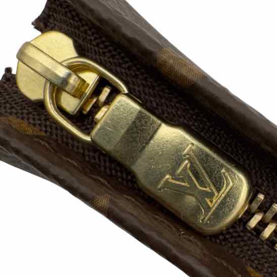 LOUIS VUITTON Monogram Canvas Toiletry Pouch 26 (Pre-Owned)