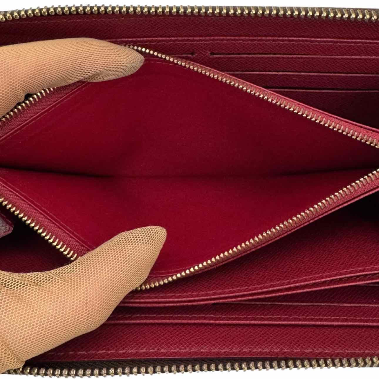 LOUIS VUITTON Monogram Canvas Zippy Wallet Brown