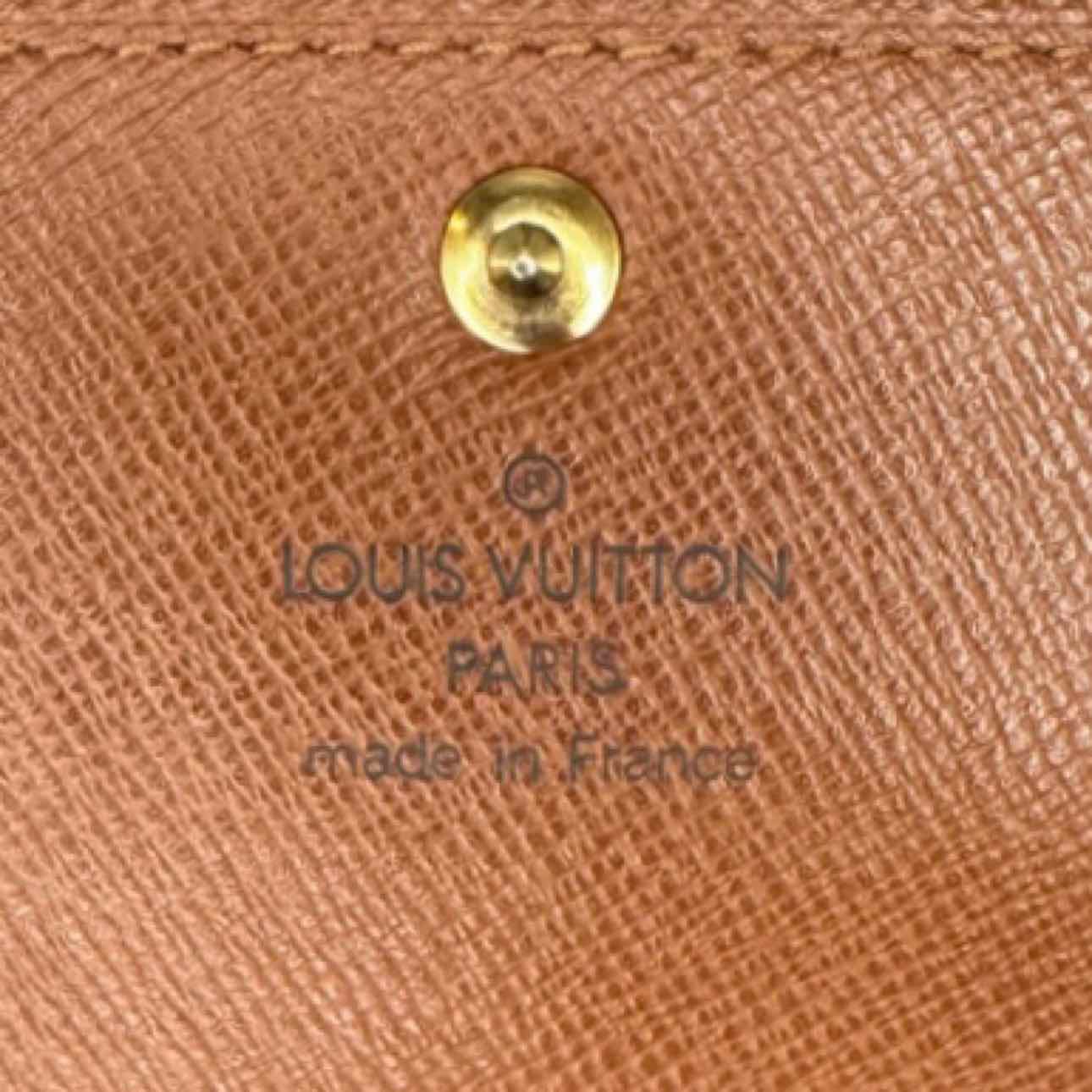 LOUIS VUITTON Monogram Porte Monnaie Credit