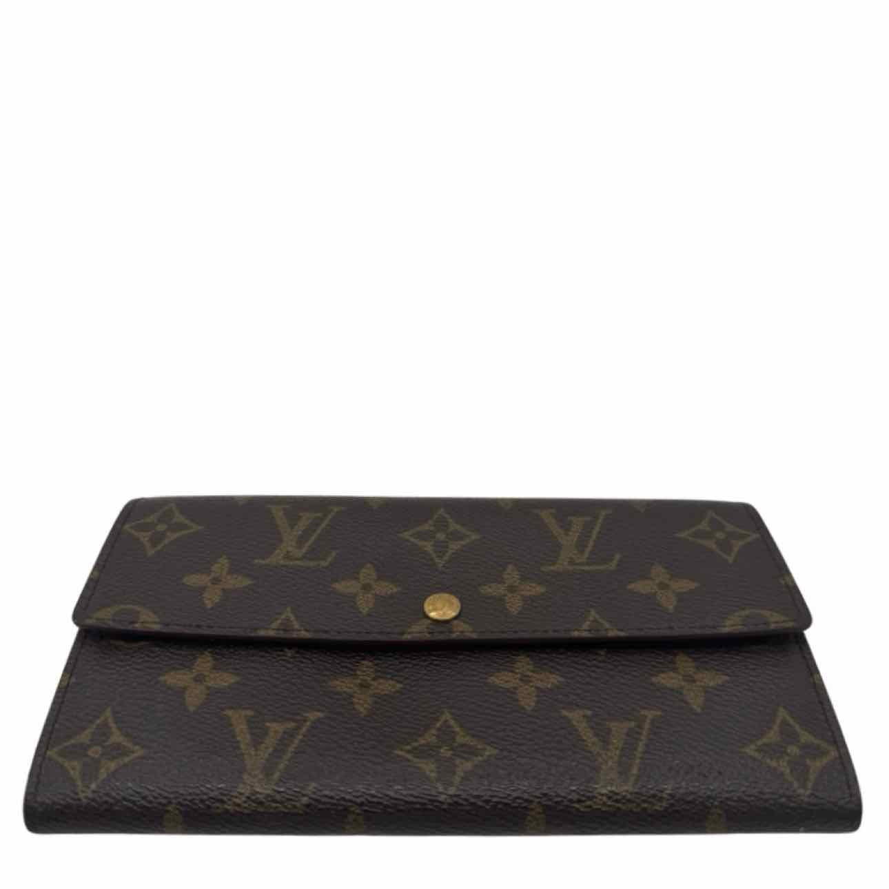 LOUIS VUITTON Monogram Porte Monnaie Credit