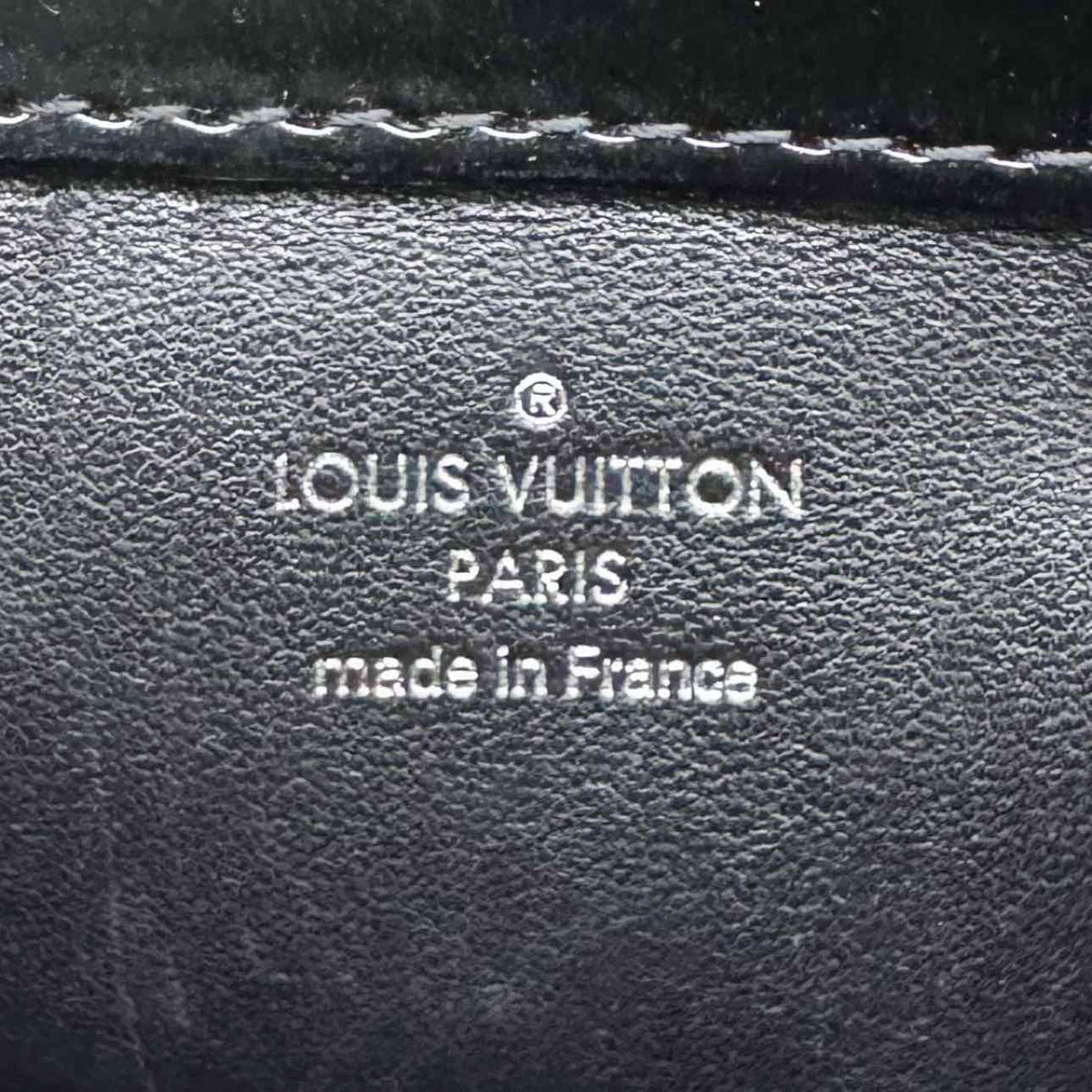 LOUIS VUITTON Vernis Monogram Fascination Lockit Tote Black