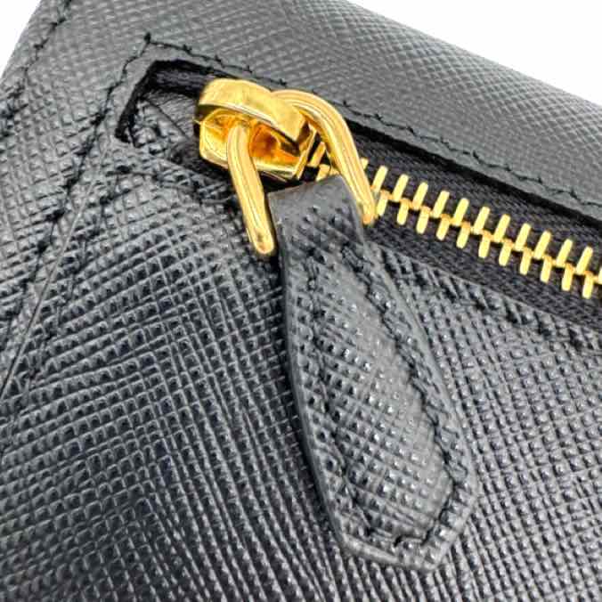 PRADA Saffiano Leather Large Wallet (Pre-Owned)