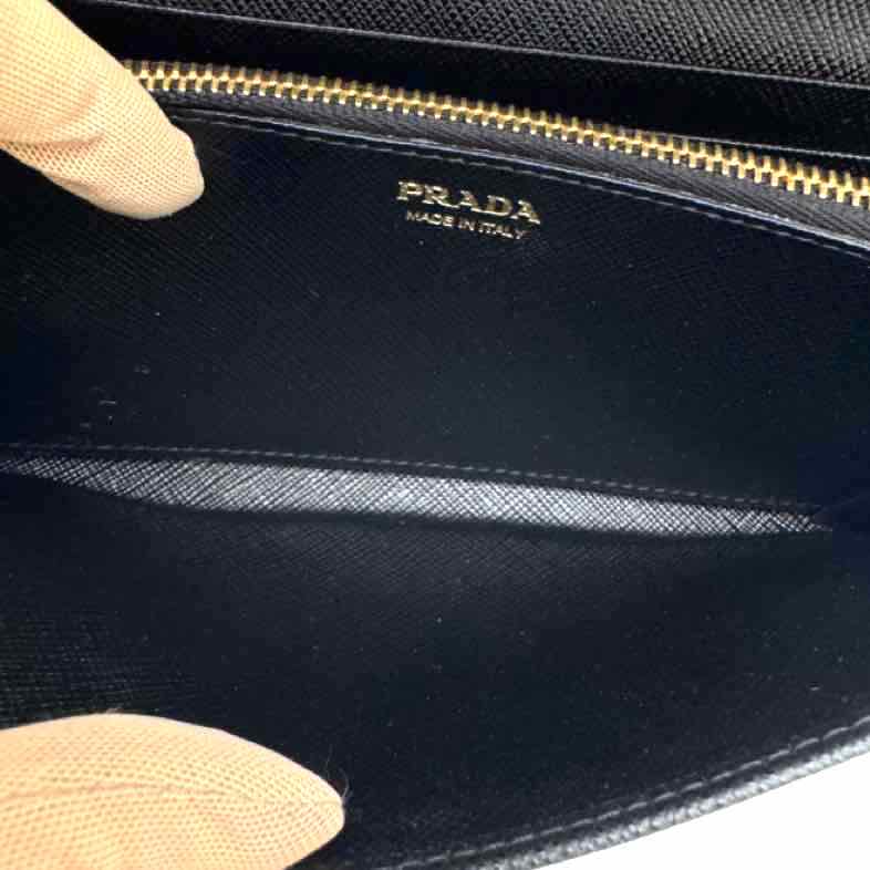 PRADA Saffiano Leather Large Wallet (Pre-Owned)