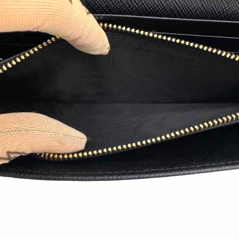 PRADA Saffiano Leather Large Wallet (Pre-Owned)