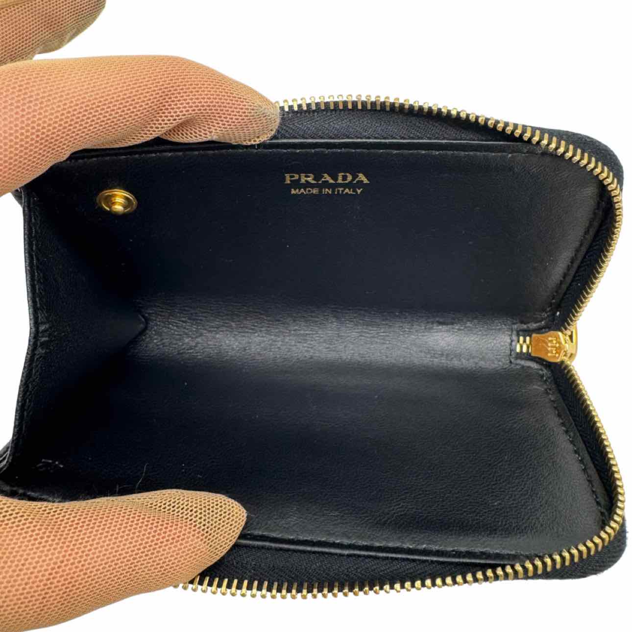 PRADA Vitello Move Zip-Around Key Case Black