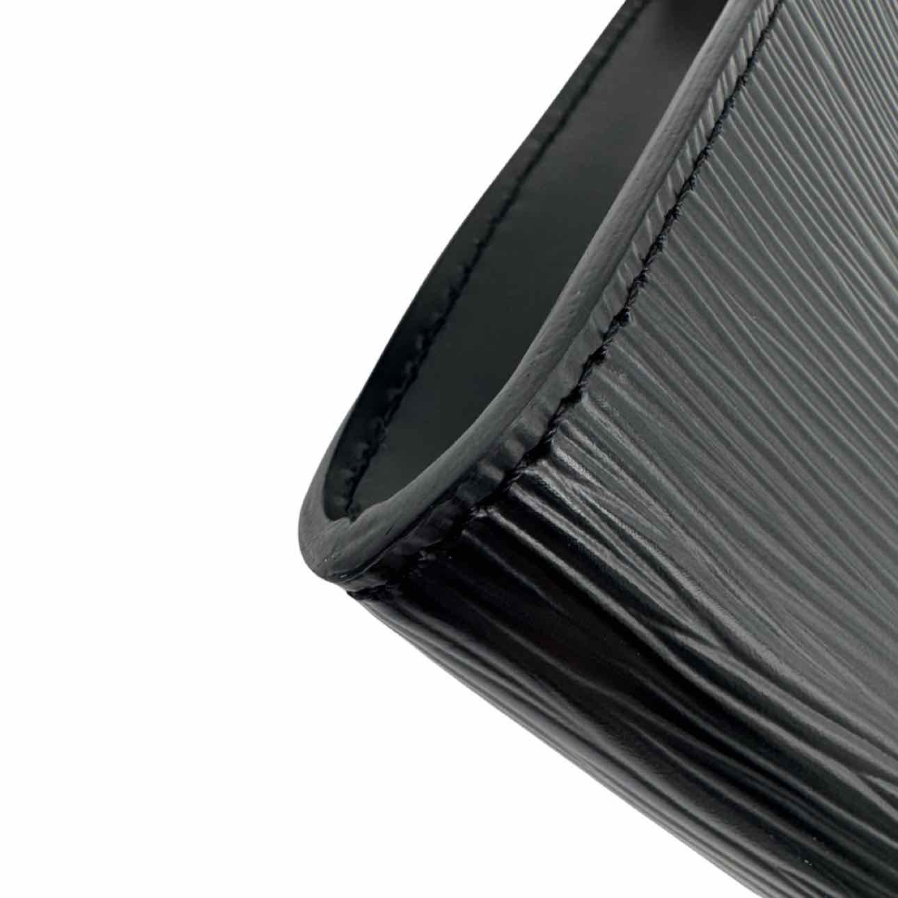 LOUIS VUITTON Epi Leather Pochette Accessoires Black