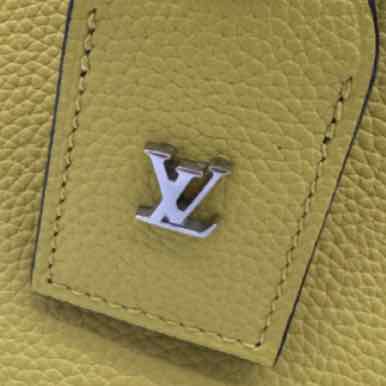 LOUIS VUITTON Calfskin Milla PM Vert Acide (Pre-Owned)