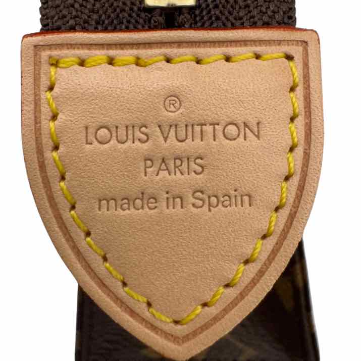 LOUIS VUITTON Monogram Canvas Toiletry Pouch 15 (Pre-Owned)