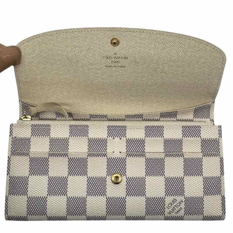 LOUIS VUITTON Damier Azur Emilie Wallet White (Pre-Owned)