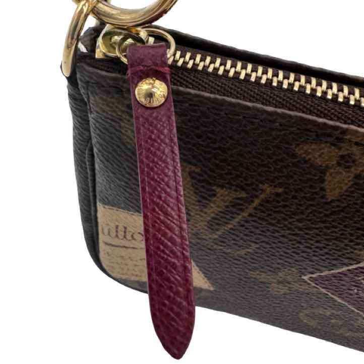 LOUIS VUITTON Monogram Canvas Stamp Mini Pochette (Pre-Owned)