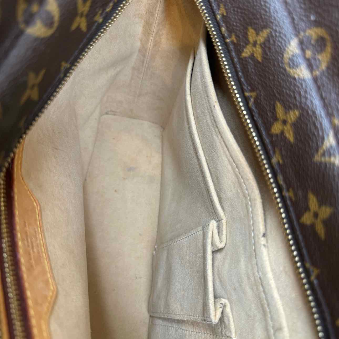 LOUIS VUITTON Monogram Canvas Luco Tote (Pre-Owned)