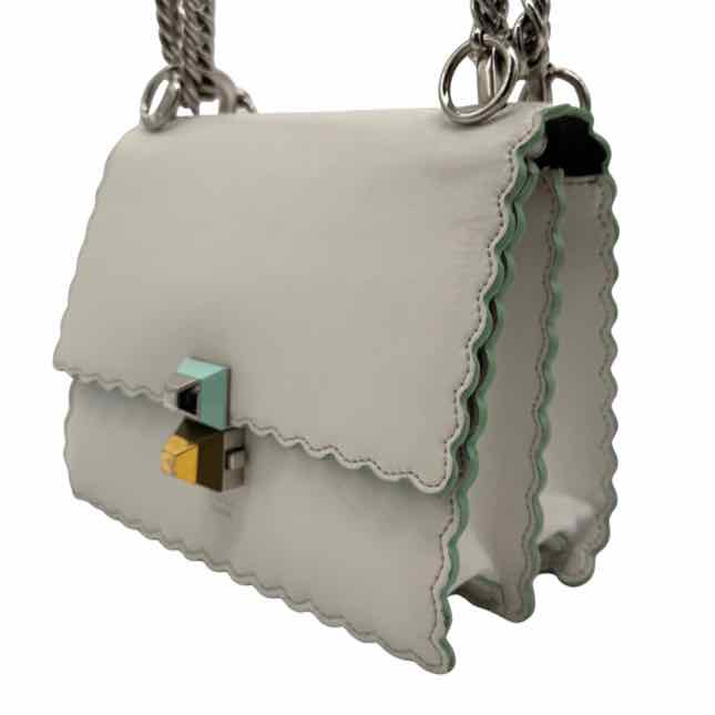 Fendi Vitello Liberty Scalloped Studded Kan Bag White ((Pre-Owned)