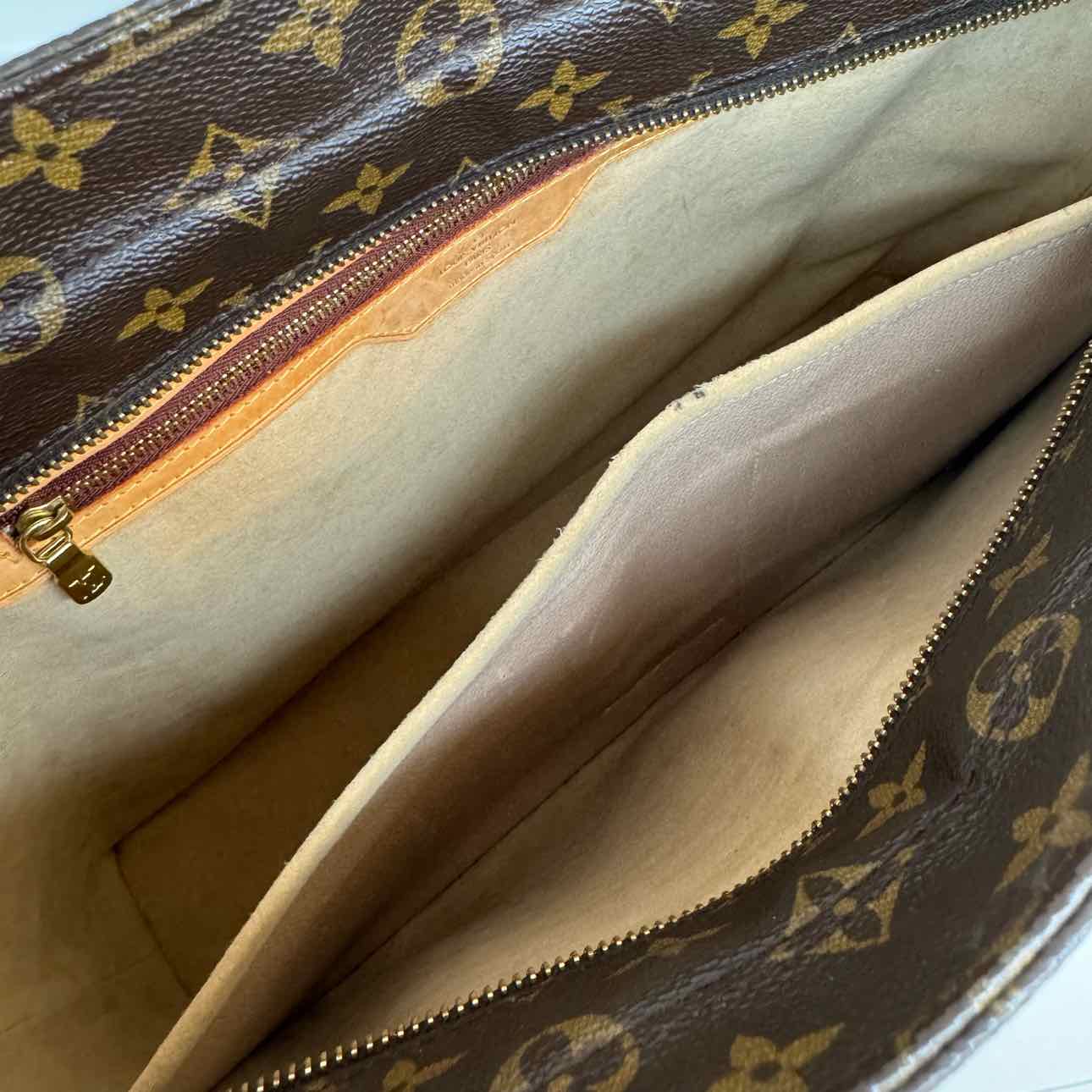 LOUIS VUITTON Monogram Canvas Luco Tote (Pre-Owned)