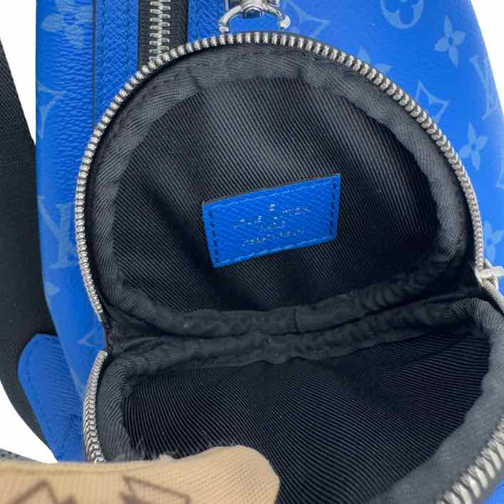 LOUIS VUITTON Duo Slingbag Blue (Pre-Owned)