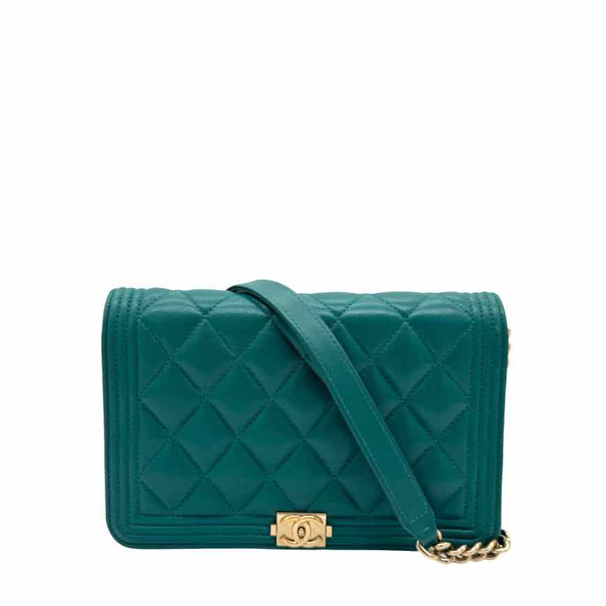 CHANEL Lambskin Quilted Boy Wallet On Chain Green (Pre-Owned)